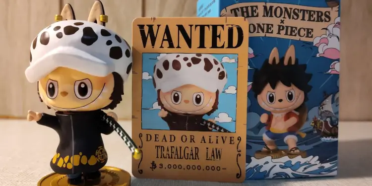 labubu-one-piece-law-1.webp
